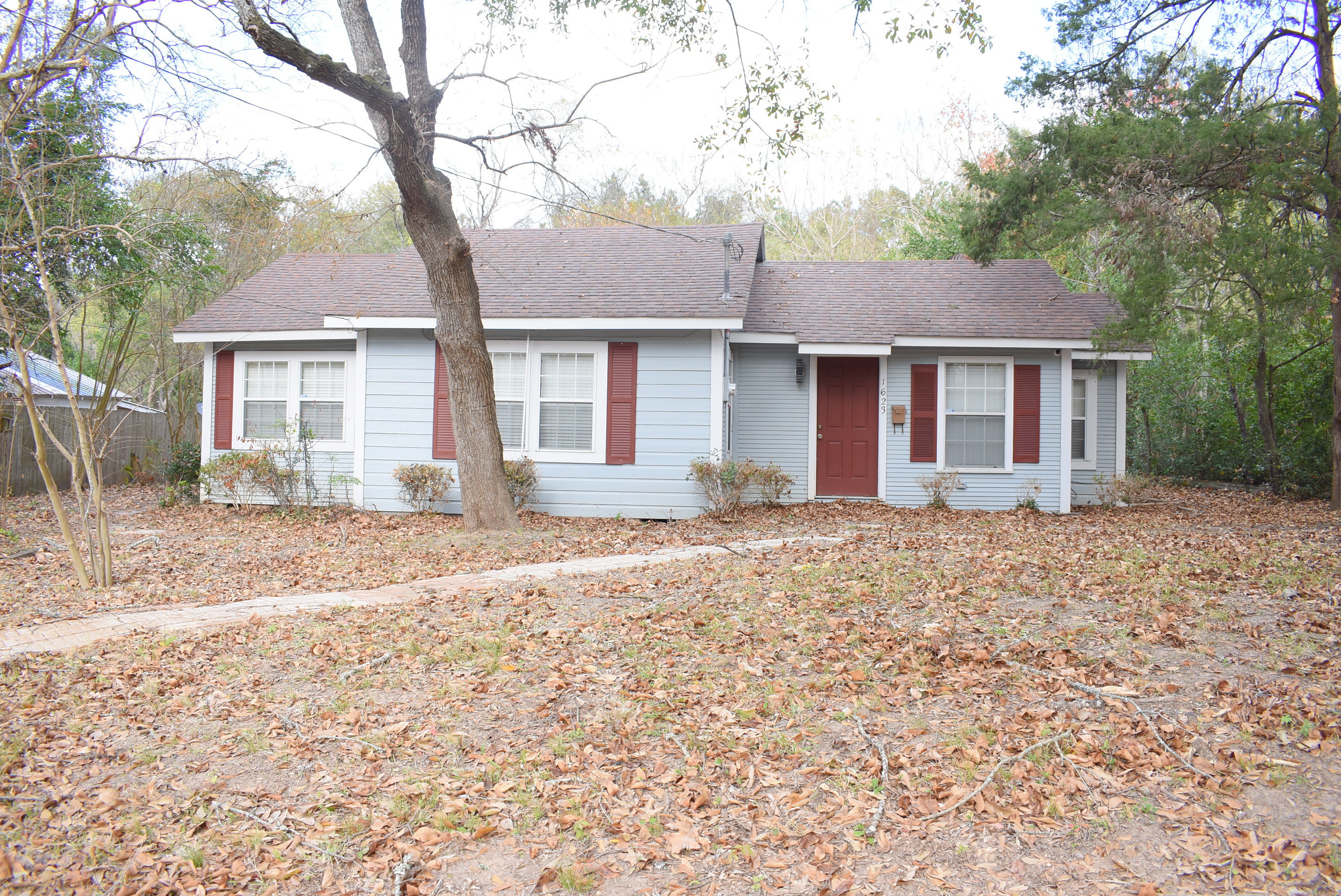 1623 E. Main