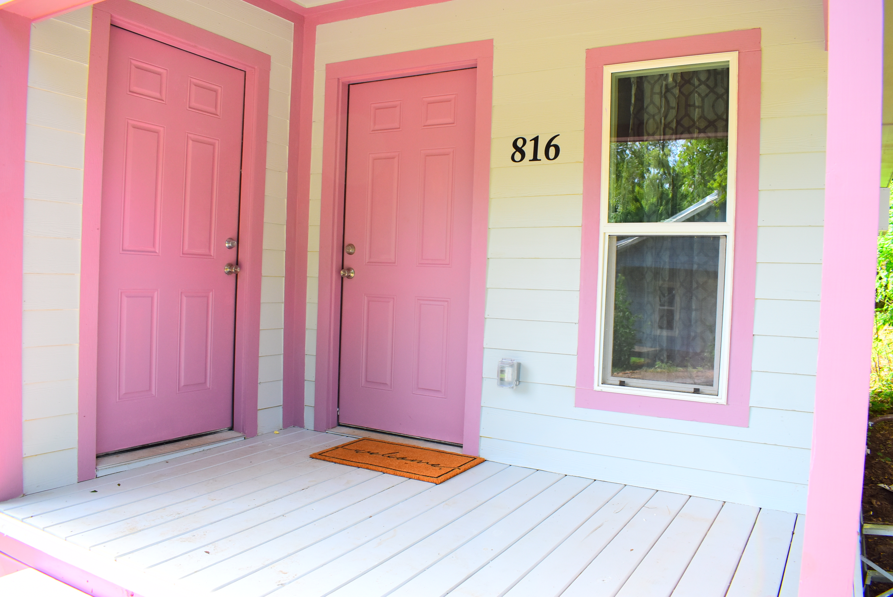 816 Gene Alley