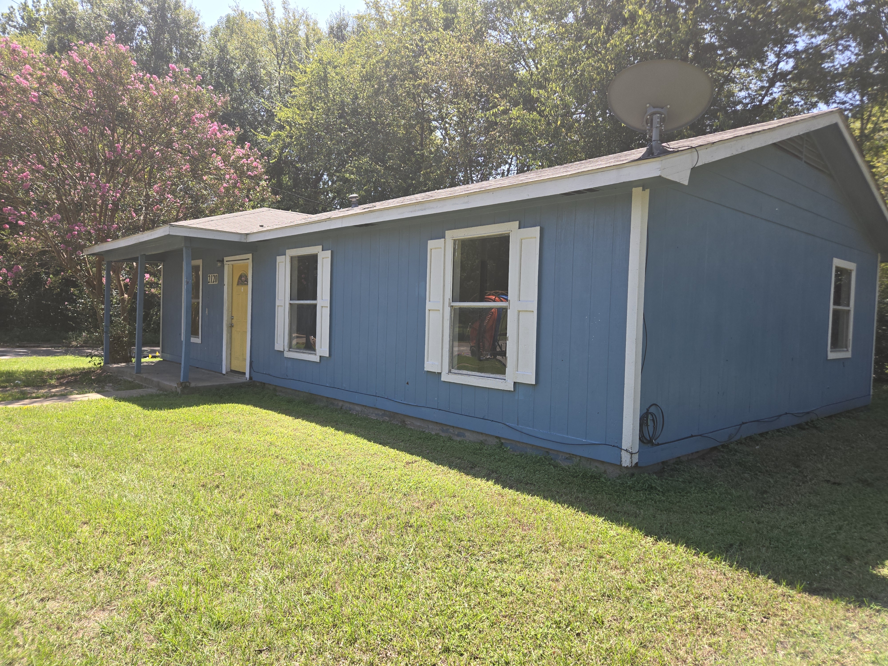 Property main image