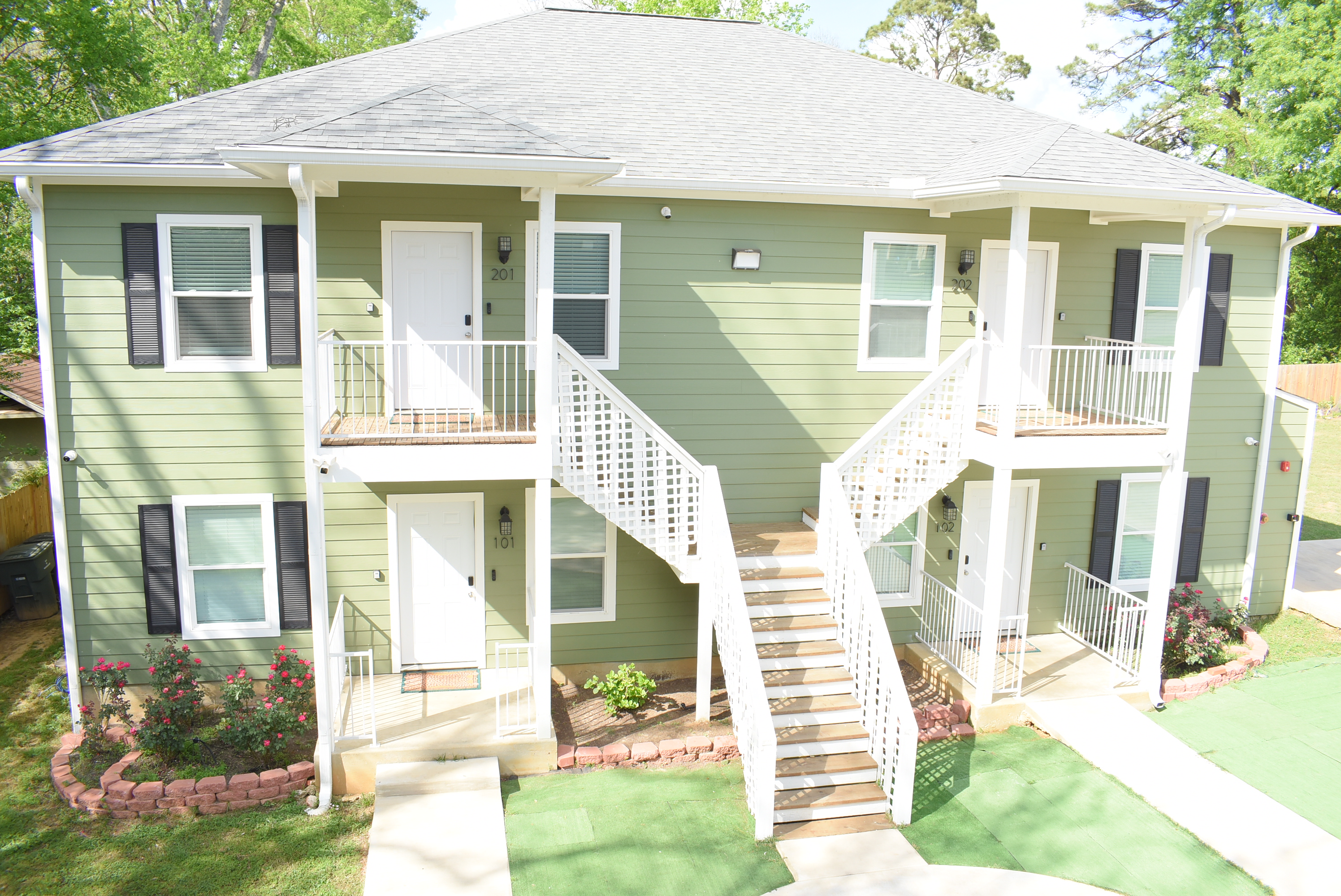 1911 Banita Street - 102