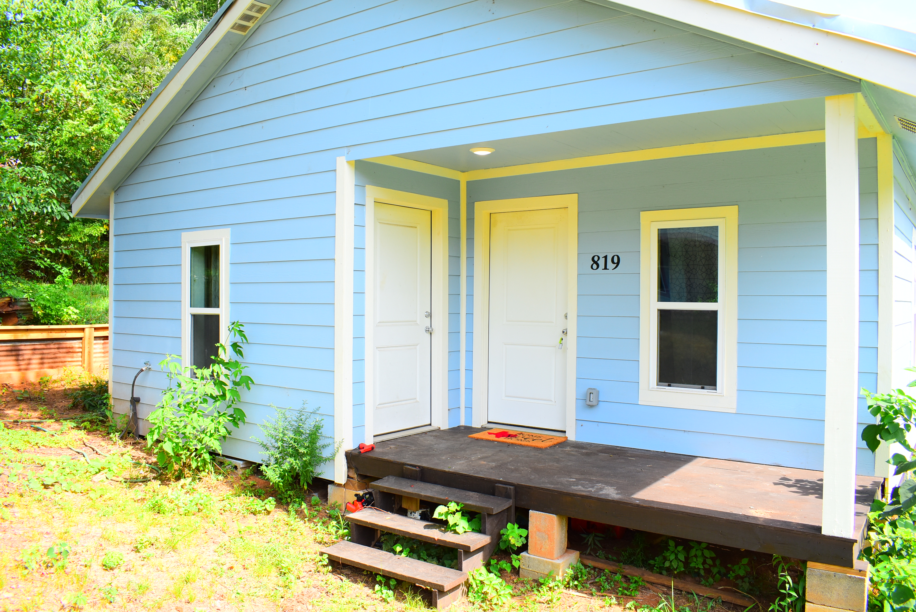 819 Gene Alley